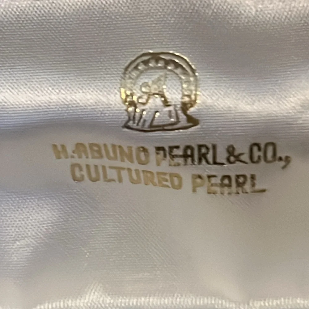 Vintage H. Abuno Pearl & co. Cultured Pearl & sterling Silver cufflinks tie tack